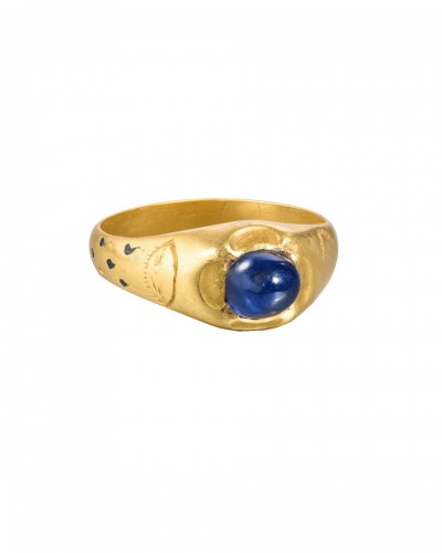 Gold sapphire ring with tears of the Virgin, England 15th century