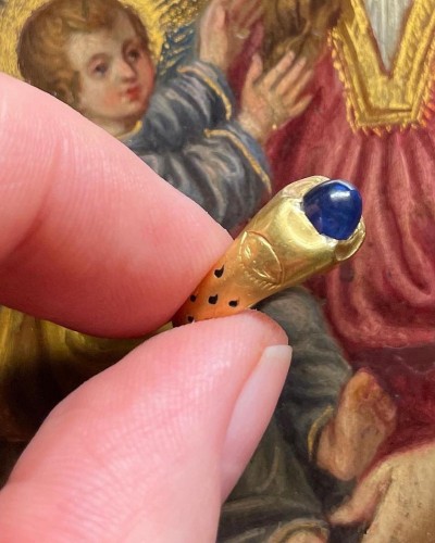  - Gold sapphire ring with tears of the Virgin, England 15th century