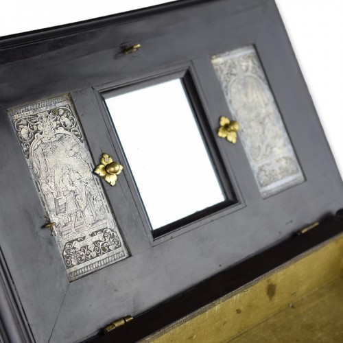 Objects of Vertu  - Ebony tablet cabinet with silver foil interior. Antwerp 17th century 