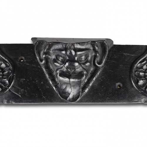 Oak misericord carving of a lion. English, 15th century.  - Sculpture Style 