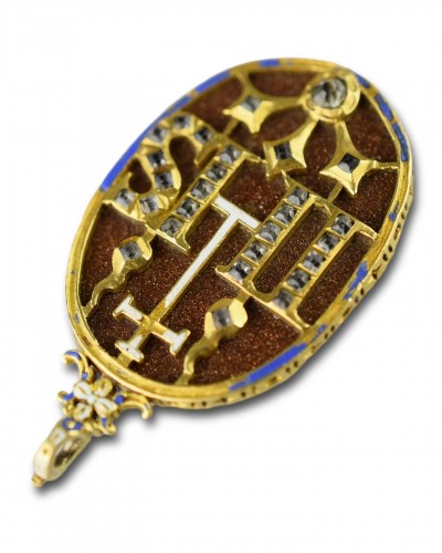 Gold pendant with table cut rock crystals, Spain or Italy 17th century - 