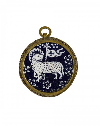 Reliquary pendant with the Agnus Dei. French or German, 15th century.