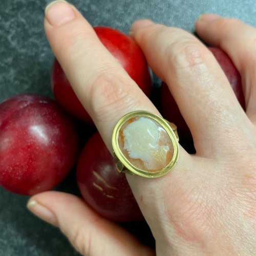 Antiquités - Cameo ring in the manner of Angelo Amastini - Italy 18th/19th century