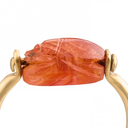 Ancient Egyptian carnelian scarab mounted on a 19th century gold ring - Antique Jewellery Style 