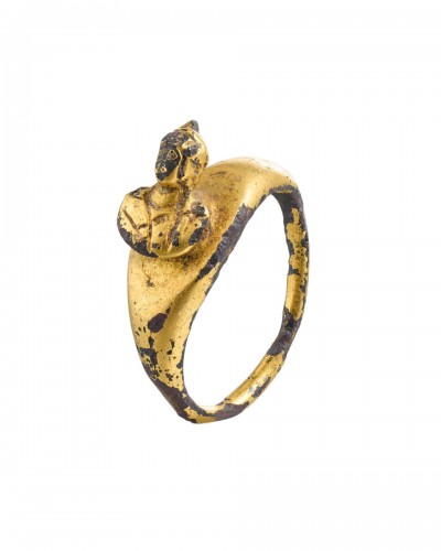 Bague en bronze doré au buste de Minerve - Romain, 1er / 2e Siècle Après  J.?-?C.