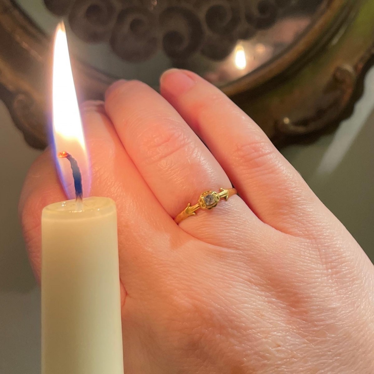 Fine Gold Betrothal Ring Set With A Diamond - England or France 15th  century - Ref.101254