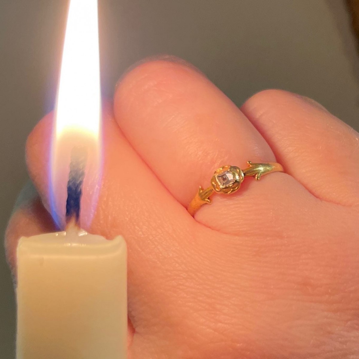 Fine Gold Betrothal Ring Set With A Diamond - England or France 15th  century - Ref.101254