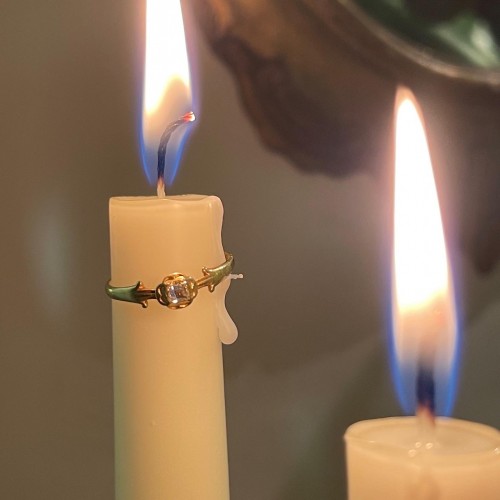 11th to 15th century - Fine Gold Betrothal Ring Set With A Diamond - England or France 15th century