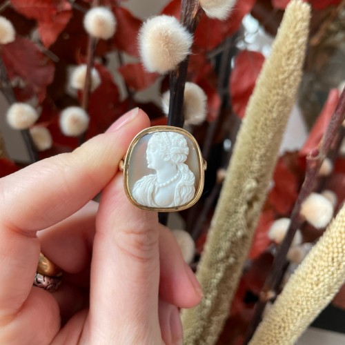 Renaissance sardonyx cameo of Cleopatra, Italy 16th century - 