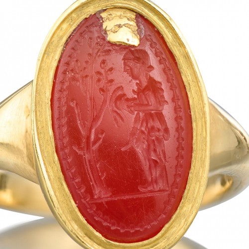 Ancient Greek carnelian amygdaloid intaglio ring, Archaic period, 5th centu - Antique Jewellery Style 