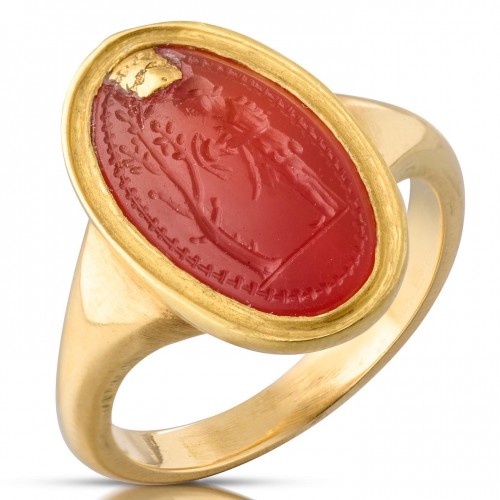 Ancient Greek carnelian amygdaloid intaglio ring, Archaic period, 5th centu - 