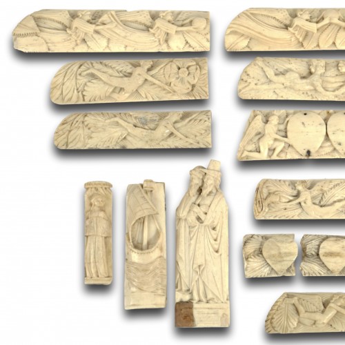 Objets de Curiosité  - Collection de plaques d'atelier Embriachi, Italie XVe siècle