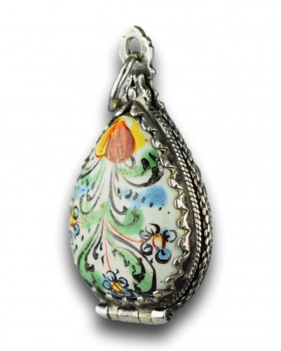 Silver mounted enamel pomander decorated with flowers, Germany 17th century - 