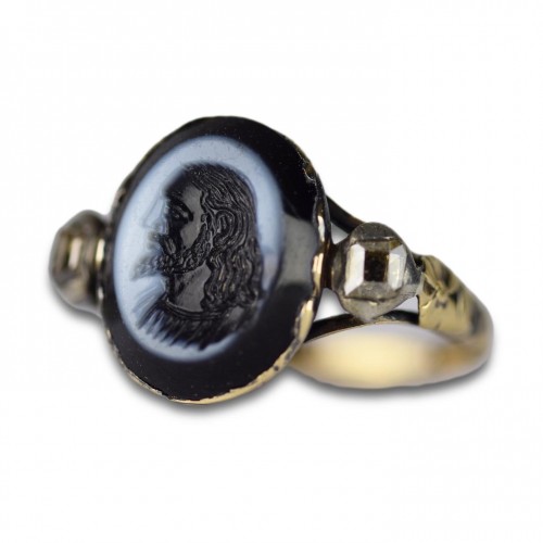 Antique Jewellery  - Gold &amp; diamond ring with an intaglio of Christ, Italy or Germany circa 1670