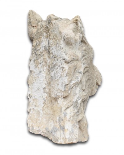 Large sandstone head of a lion, France late 16th century - Sculpture Style 