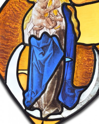 Antiquités - Beau panneau de vitrail de la Vierge à l'Enfant. Allemand, fin du XVe siècle