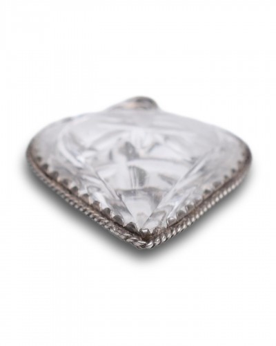 Bijouterie, Joaillerie  - Amulette en cristal de roche montée sur argent en forme de cœur, Allemagne XVIIIe siè