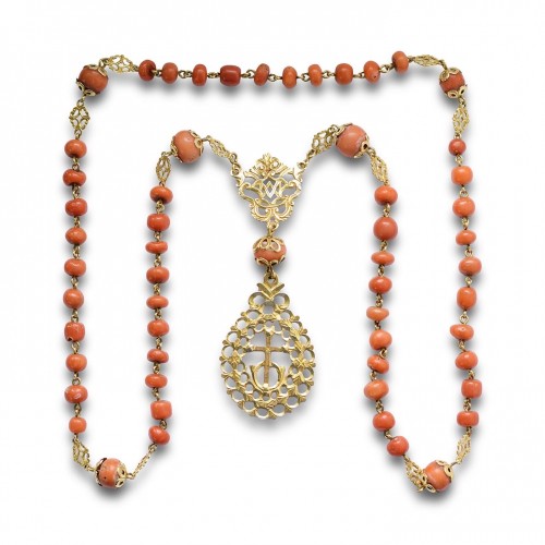 Gold mounted coral rosary Spain first half of the 18th century - Religious Antiques Style 