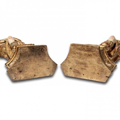 Paire de torchères aux Anges en bois doré, Italie du Nord XVIIe siècle - 