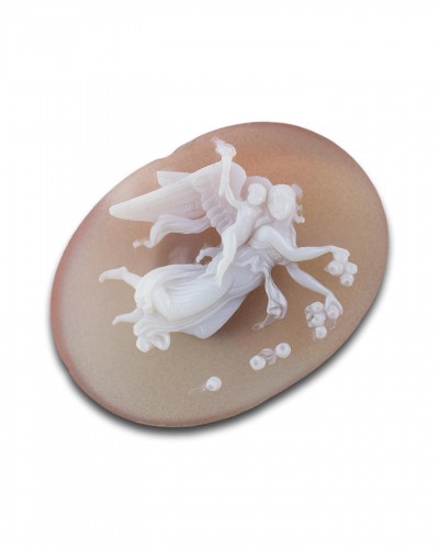 A sardonyx cameo of Aurora and Cupid, Italy 19th century - Objects of Vertu Style 