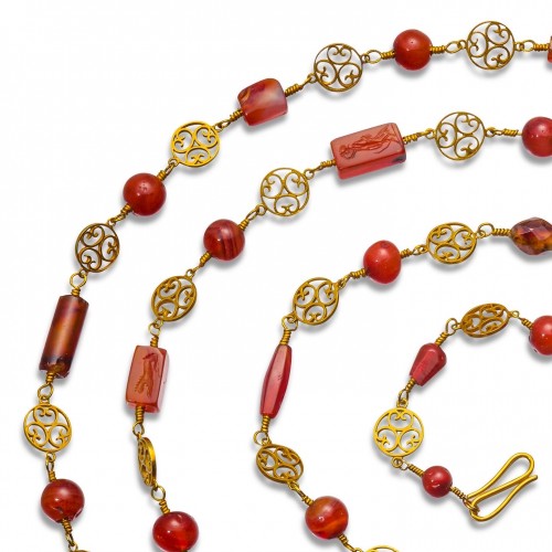 BC to 10th century - Archeological revival gold long-chain necklace with ancient carnelian intag