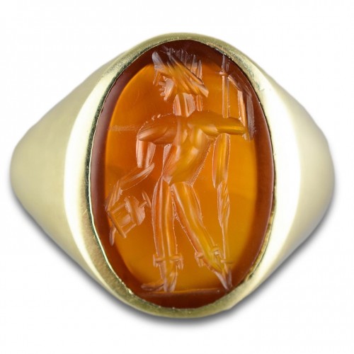 Antique Jewellery  - Gold ring with an Ancient Roman carnelian intaglio of the God Mercury