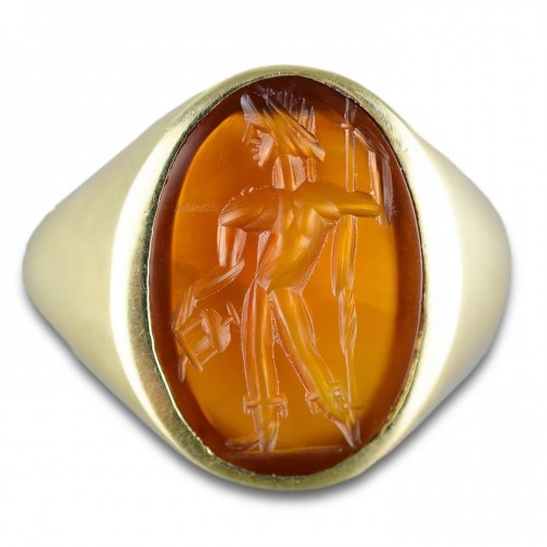  - Gold ring with an Ancient Roman carnelian intaglio of the God Mercury