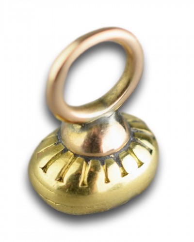 Antiquités - Georgian gold fob with a Renaissance carnelian intaglio of the God Mercury.