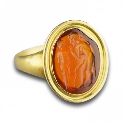 Georgian gold ring with an Ancient carnelian intaglio of Prometheus - Antique Jewellery Style 