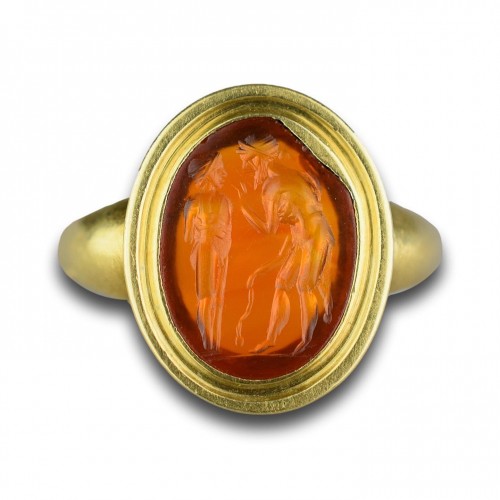 Antiquités - Bague en or géorgienne avec une ancienne intaille en cornaline de Prométhée