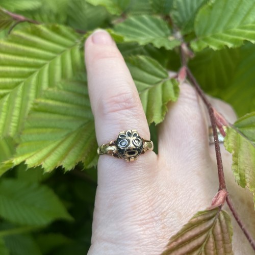 Bague pomander en or et émail avec un homme vert, Italie XVIIIe siècle - 