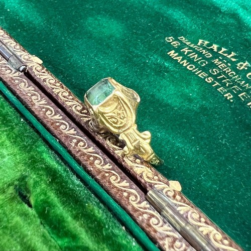 Gold ring set with a table cut emerald, Western Europe late 16th century. - 