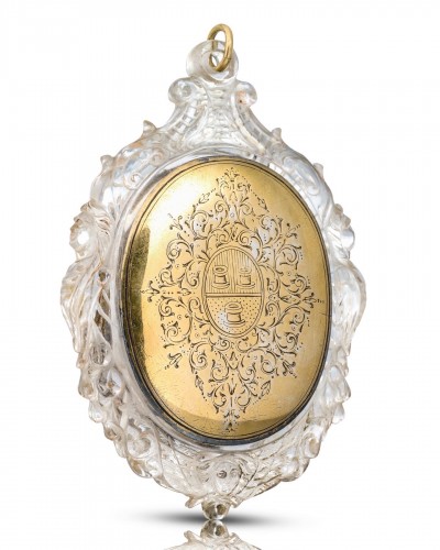 Rock crystal pendant with a verre églomisé miniature. Italian, 17th century - 