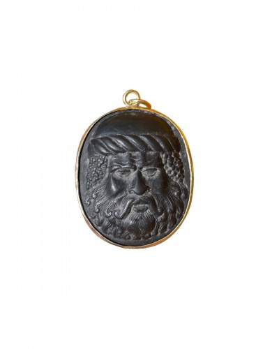 Gold pendant set with a lava cameo of Silenus, Italy early 19th century