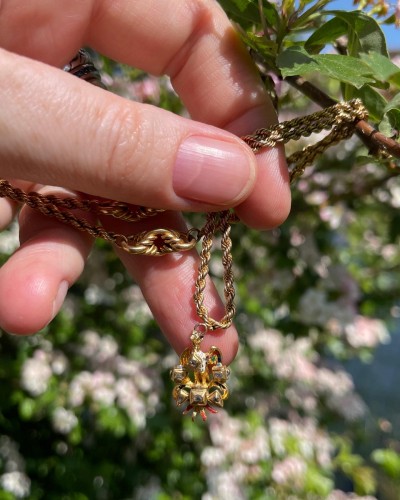 Renaissance revival gold, enamel and diamond Pheonix pendant. - 