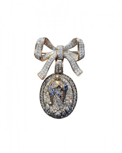 Diamond &amp; sapphire pendant representing the Virgin of the immaculate concep
