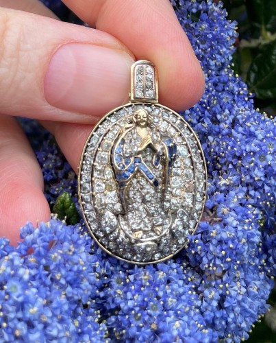Diamond &amp; sapphire pendant representing the Virgin of the immaculate concep - 