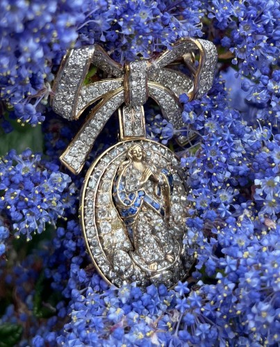  - Diamond &amp; sapphire pendant representing the Virgin of the immaculate concep