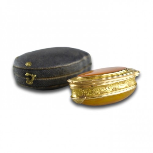  - Rococo gold mounted carnelian snuff box. English, circa 1760