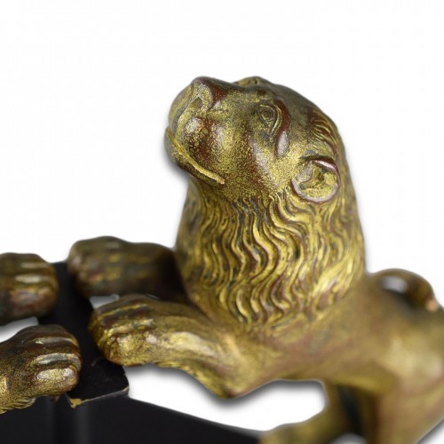 Pair of Renaissance gilt bronze models of lions - 