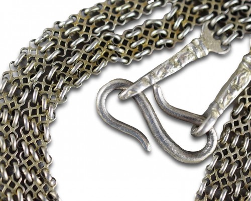Antique Jewellery  - Fine silver gilt filigree long chain