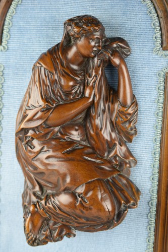 Antiquités - Large boxwood relief of Mary Magdalene, 17th century.