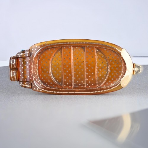 Objects of Vertu  - Blonde tortoiseshell snuff box in the form a ship