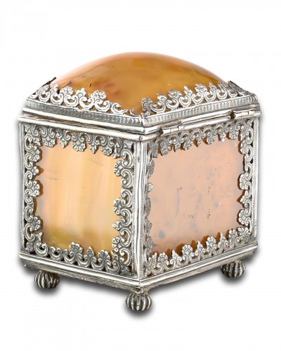 Antiquités - Silver mounted agate casket