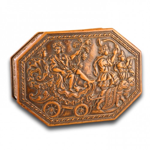 Exceptional boxwood snuff box with allegories of Summer - 