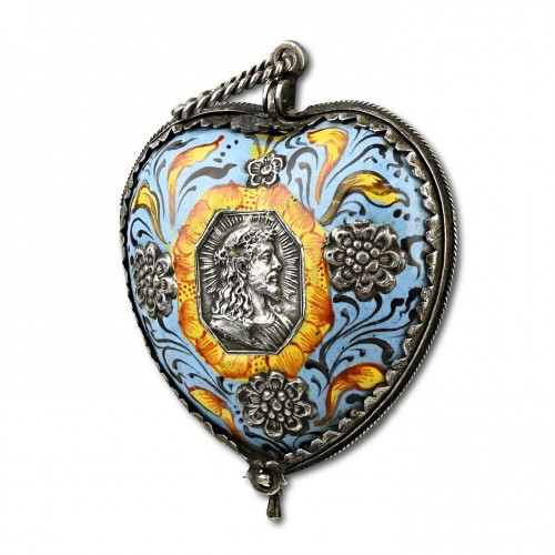 Silver and enamelled pendant in the form of a heart - Antique Jewellery Style 