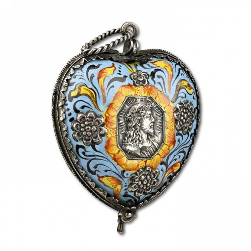 Silver and enamelled pendant in the form of a heart - 