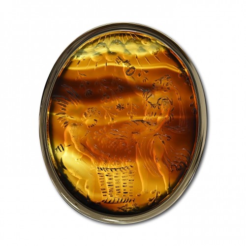 Gold and tortoiseshell snuff box with an agate intaglio - Objects of Vertu Style 