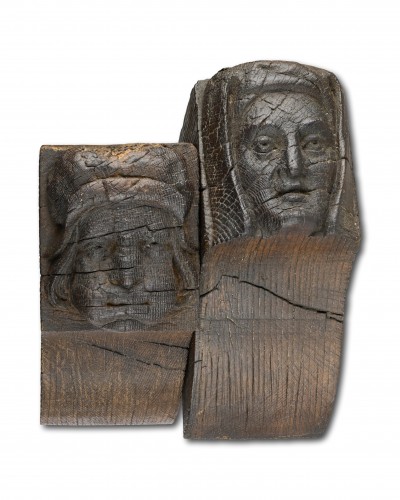 Pair of oak corbels of a man and a woman - 