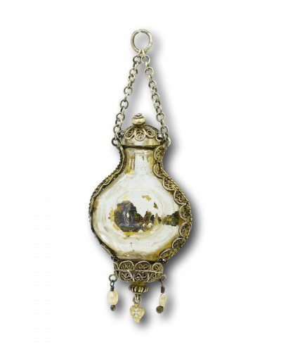 Antique Jewellery  - Silver gilt filigree mounted rock crystal flask pendant